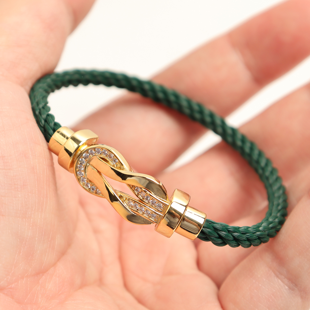 OEM Green Nylon Rope Bracelets with Horseshoe Buckle For Fashions Gift