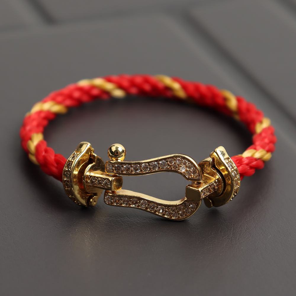 ROPESX Wholesale Stripe Color Nylon Bracelets with Horseshoe Buckle For Holiday Gift