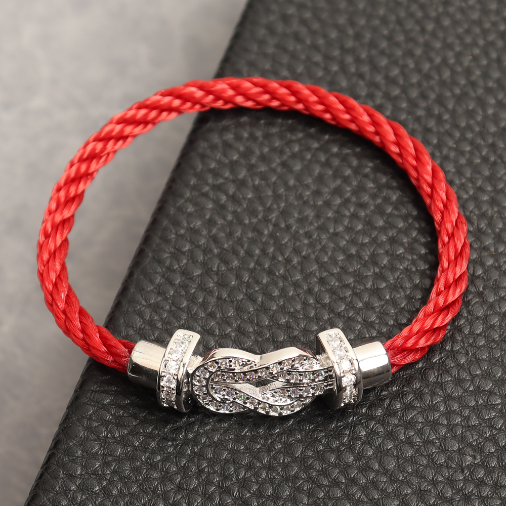 Provide Red Nylon Rope Bracelets with Rhinestone Horseshoe Buckle For Women Gift