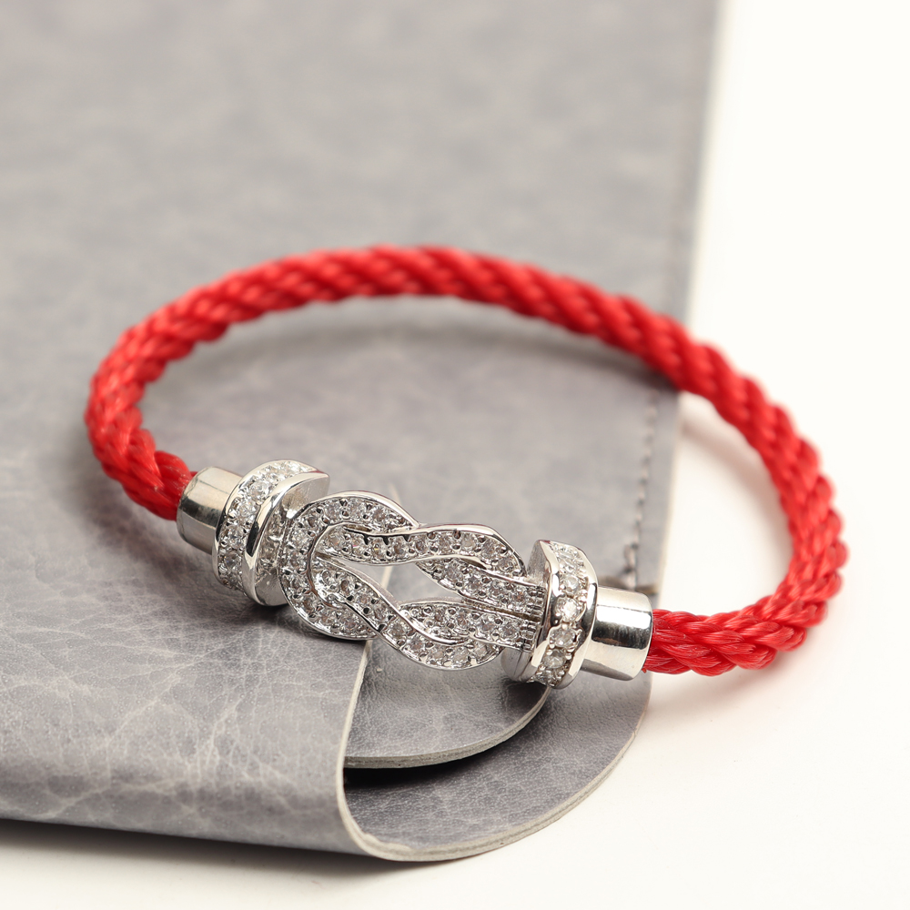 Provide Red Nylon Rope Bracelets with Rhinestone Horseshoe Buckle For Women Gift
