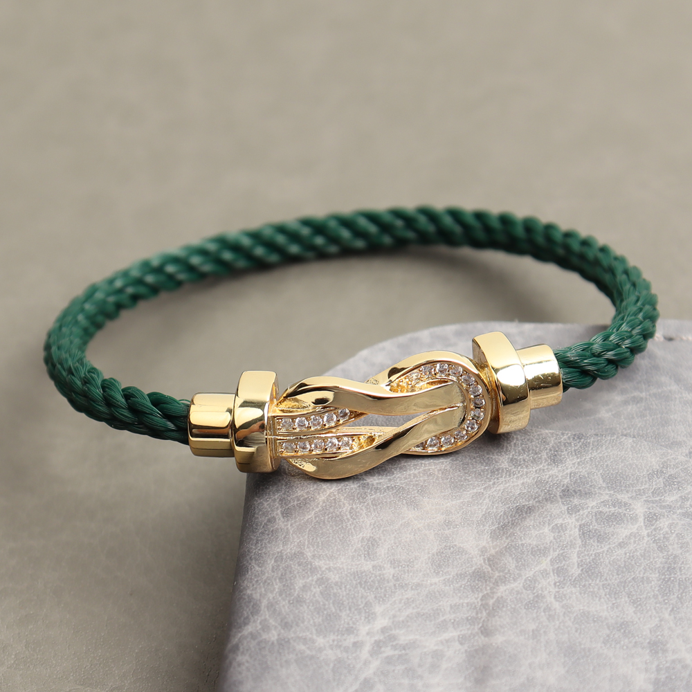 OEM Green Nylon Rope Bracelets with Horseshoe Buckle For Fashions Gift