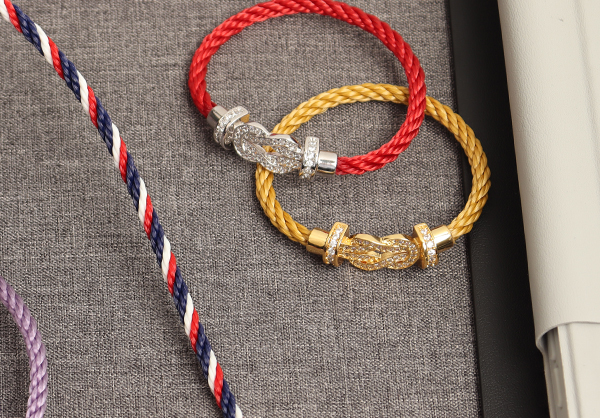 Bracelets manufacturer